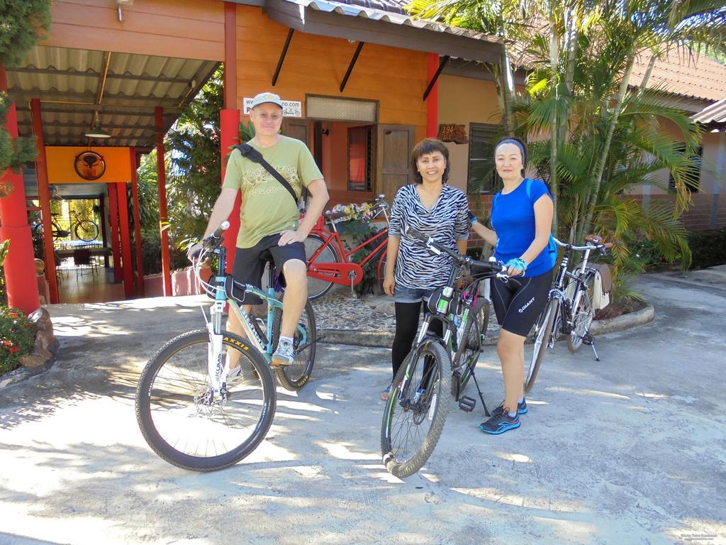 Swiss Ticino Guesthouse & Restaurant Mae Wang Esterno foto