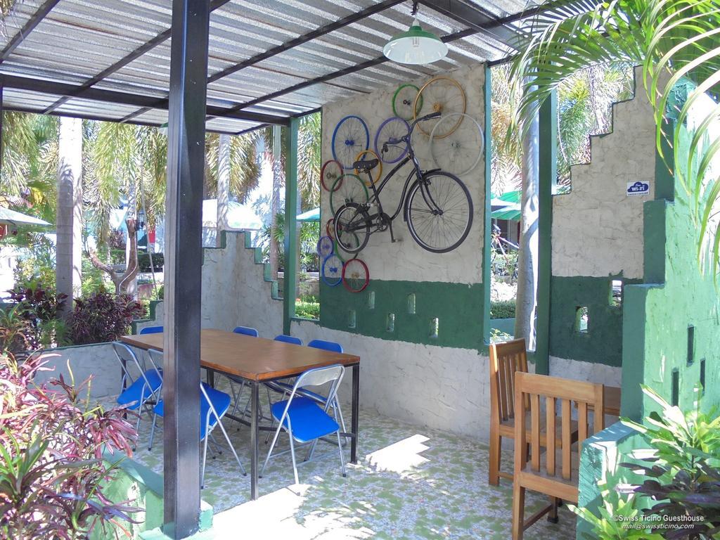 Swiss Ticino Guesthouse & Restaurant Mae Wang Esterno foto