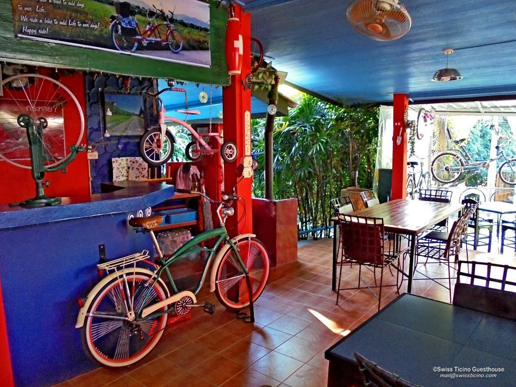 Swiss Ticino Guesthouse & Restaurant Mae Wang Esterno foto