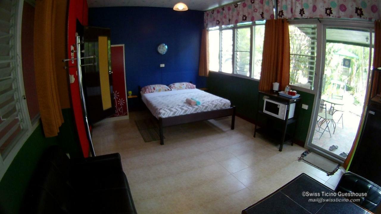 Swiss Ticino Guesthouse & Restaurant Mae Wang Esterno foto
