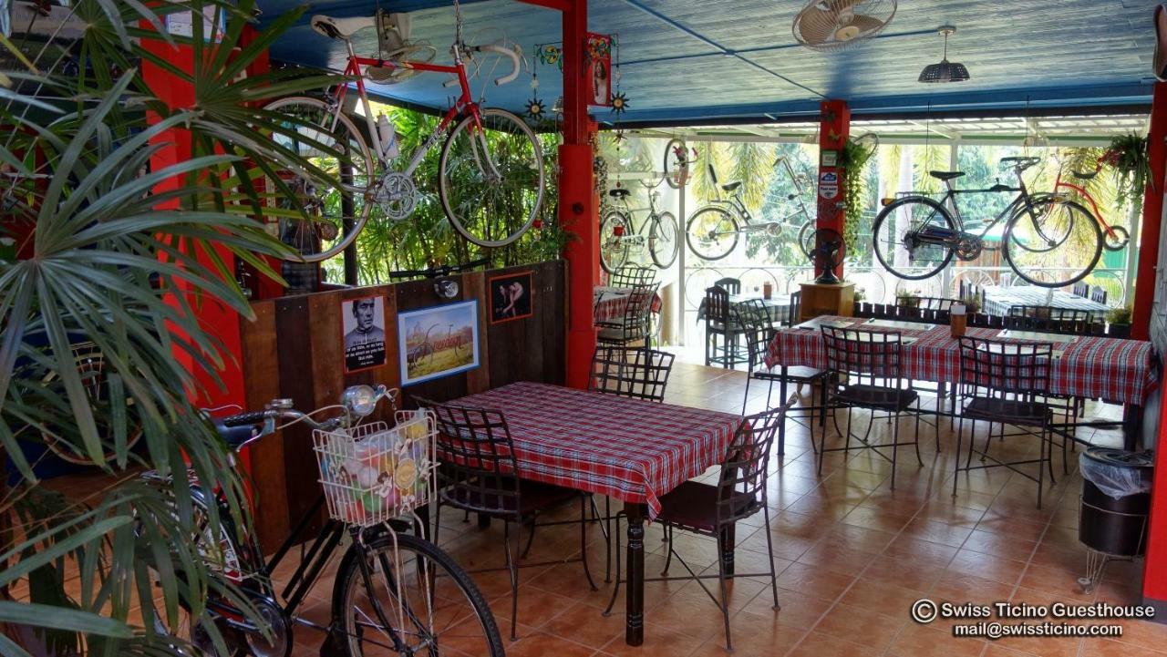 Swiss Ticino Guesthouse & Restaurant Mae Wang Esterno foto